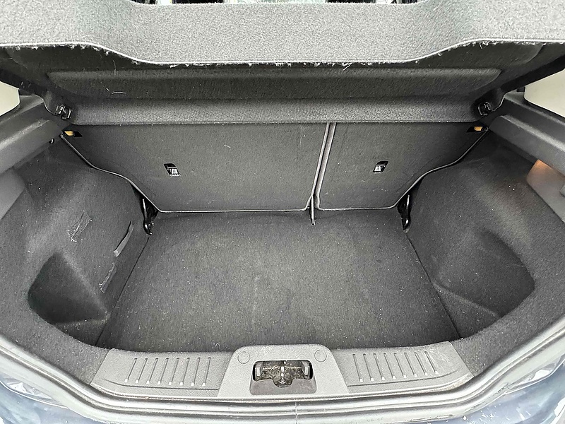 Ford Fiesta Zetec - U10001848