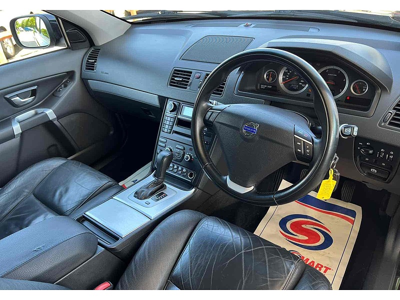 Volvo XC90 D5 SE - U10001850