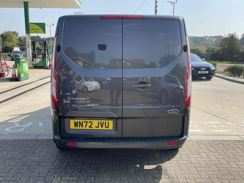 Ford Transit Custom Transit Custom 2.0 340 EcoBlue Limited Auto L2 H1 Euro 6 5dr - U10001852