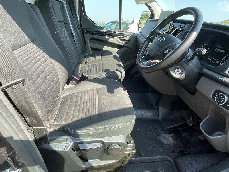 Ford Transit Custom Transit Custom 2.0 340 EcoBlue Limited Auto L2 H1 Euro 6 5dr - U10001852
