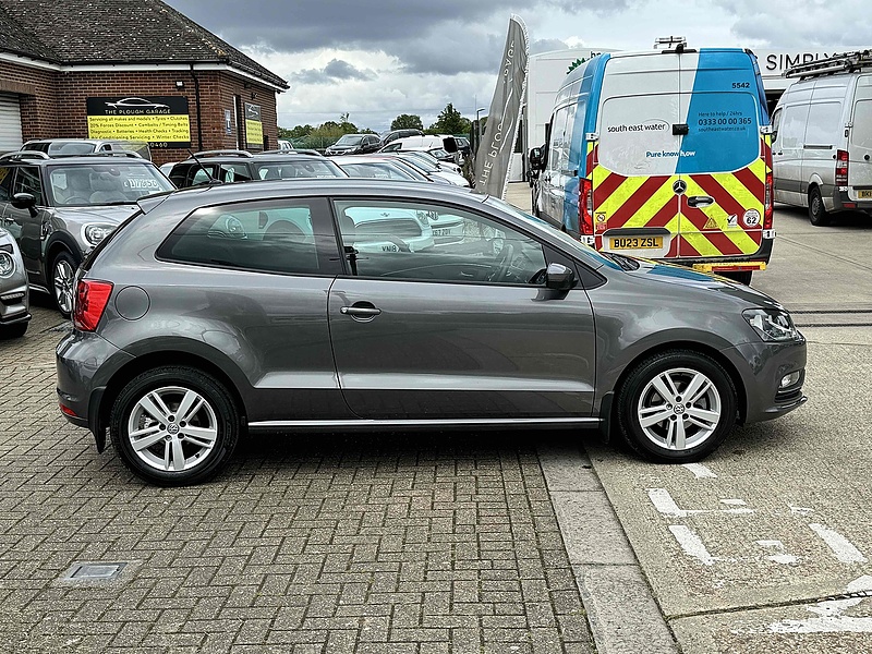 Volkswagen Polo TSI Match Edition - U10001883