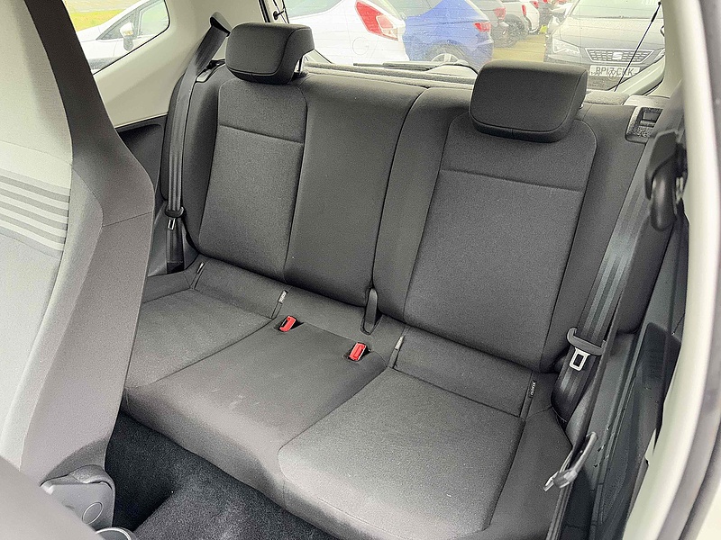 Volkswagen up! Move up! - U10001890