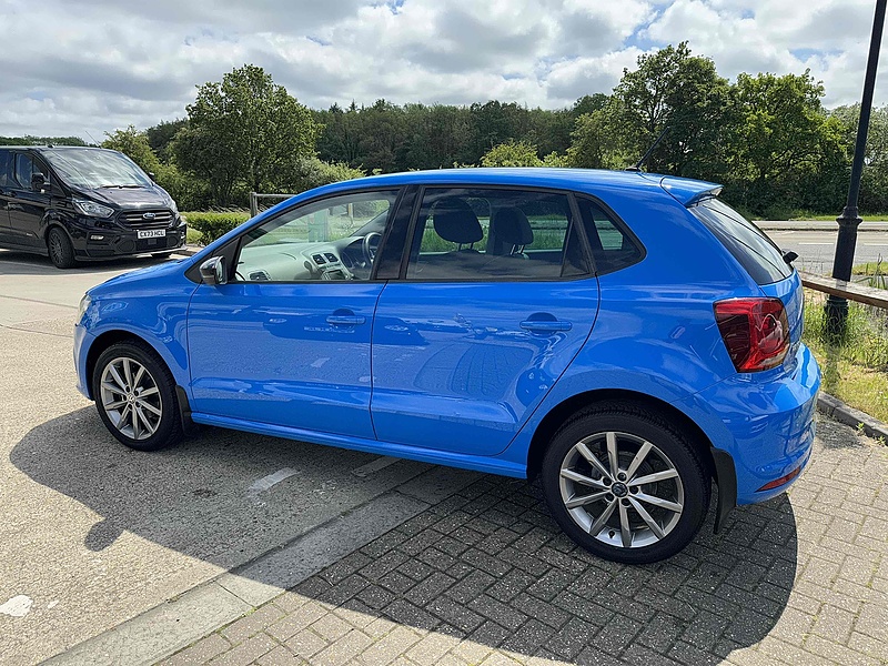 Volkswagen Polo BlueMotion Tech SE Design - U10001893