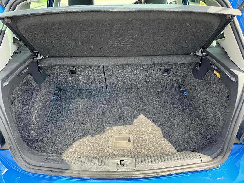 Volkswagen Polo BlueMotion Tech SE Design - U10001893