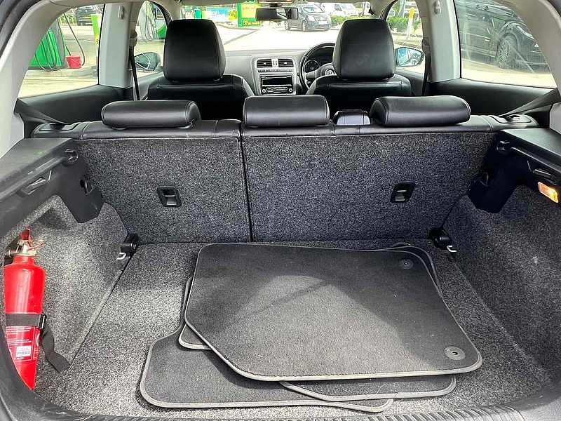 Volkswagen Polo TSI SEL - U10001904