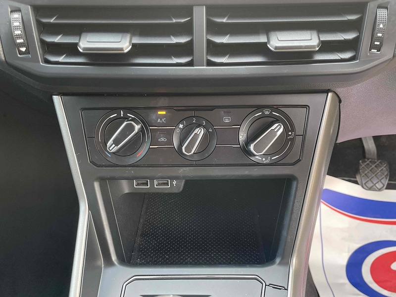 Volkswagen Polo TSI Match - U10001947