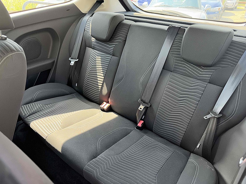 Ford Fiesta Zetec - U10001951