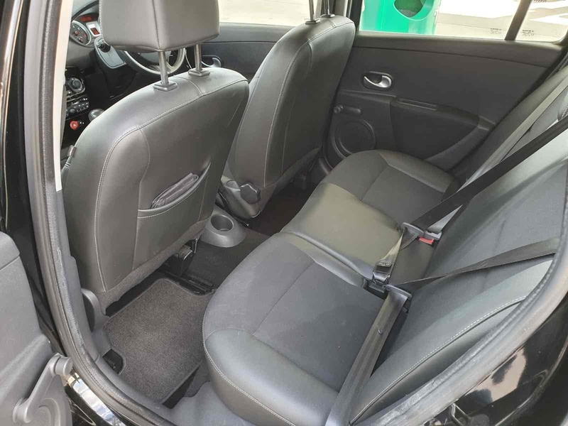 Renault Clio VVT Dynamique TomTom - U10001966