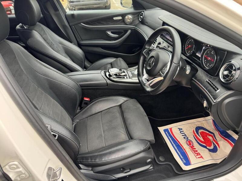 Mercedes-Benz E Class E220d AMG Line - U10001993