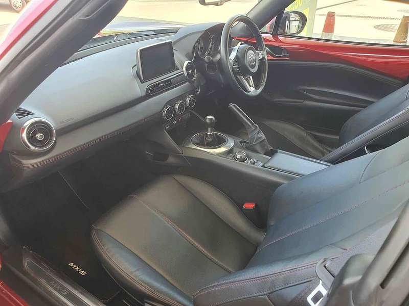 Mazda MX-5 RF SKYACTIV-G Sport Nav - U10002001