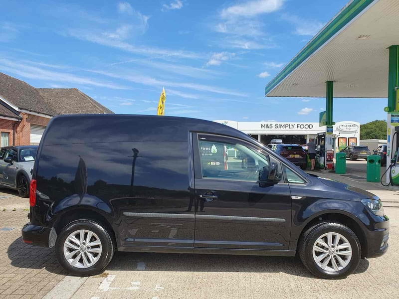 Volkswagen Caddy TDI C20 BlueMotion Tech Highline - U10002020