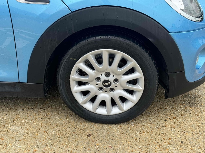 MINI Hatch Cooper - U10002031