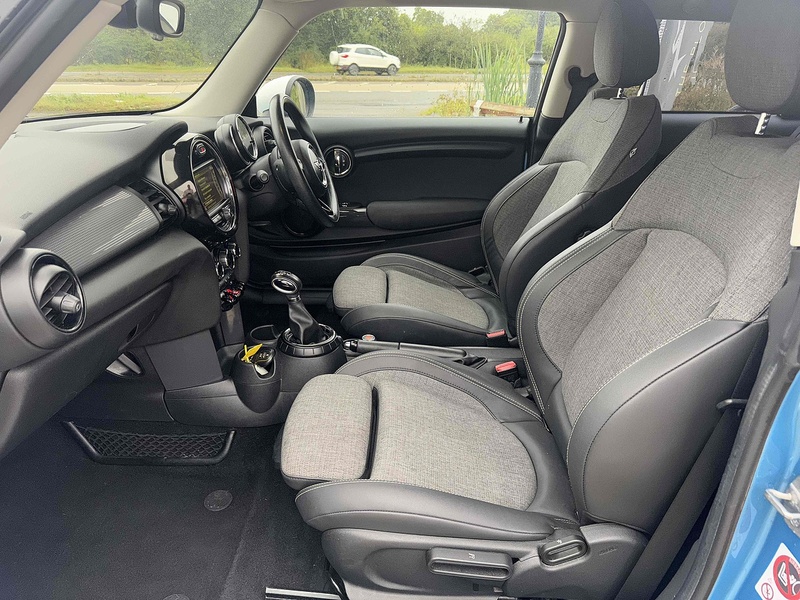 MINI Hatch Cooper - U10002031