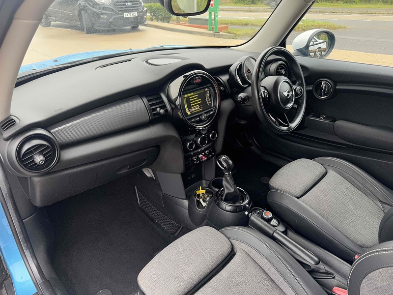 MINI Hatch Cooper - U10002031