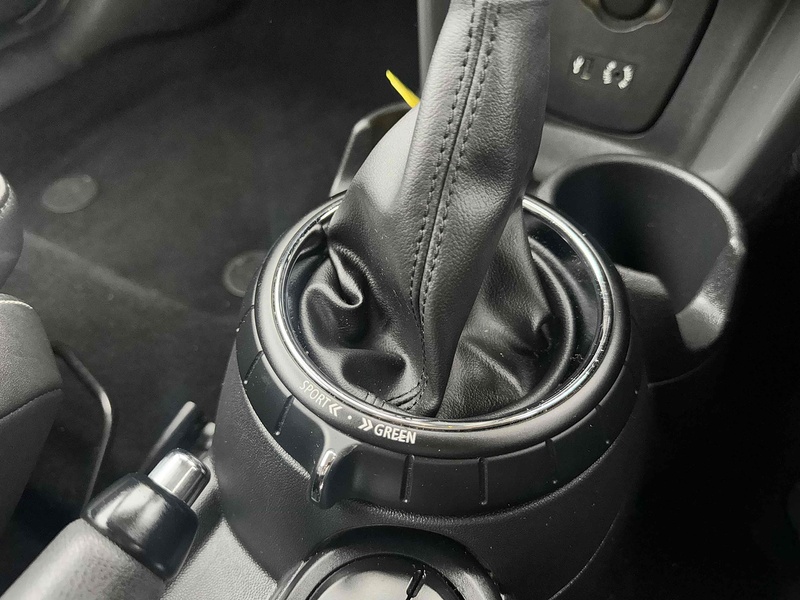 MINI Hatch Cooper - U10002031