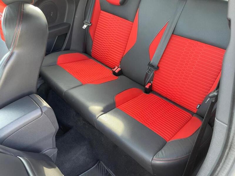 Ford Fiesta T EcoBoost ST-3 - U10002049