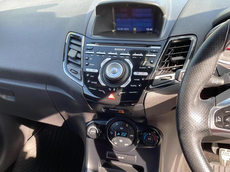 Ford Fiesta T EcoBoost ST-3 - U10002049