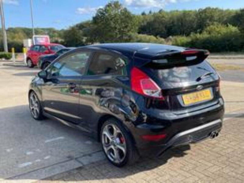 Ford Fiesta T EcoBoost ST-3 - U10002049