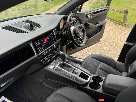 Porsche Macan 3.0T V6 S PDK 4WD Euro 6 (s/s) 5dr - U10002050