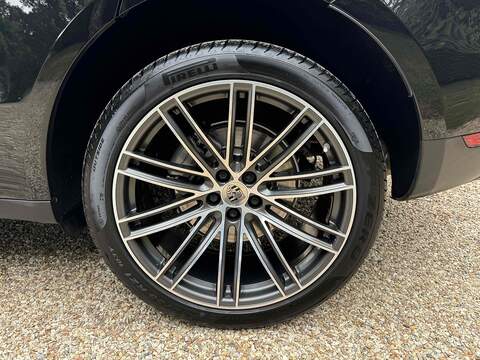 Porsche Macan 3.0T V6 S PDK 4WD Euro 6 (s/s) 5dr - U10002050
