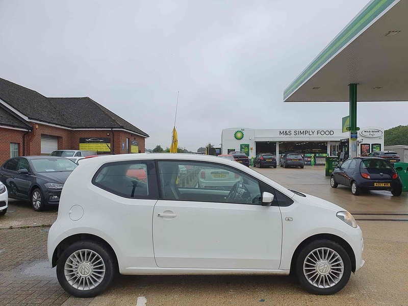 Volkswagen up! High up! - U10002084