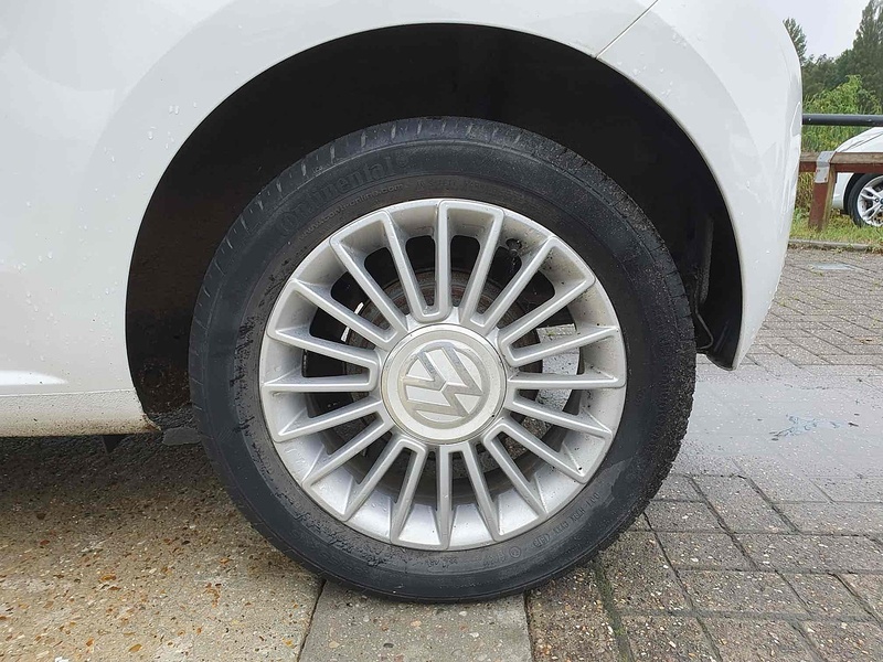 Volkswagen up! High up! - U10002084