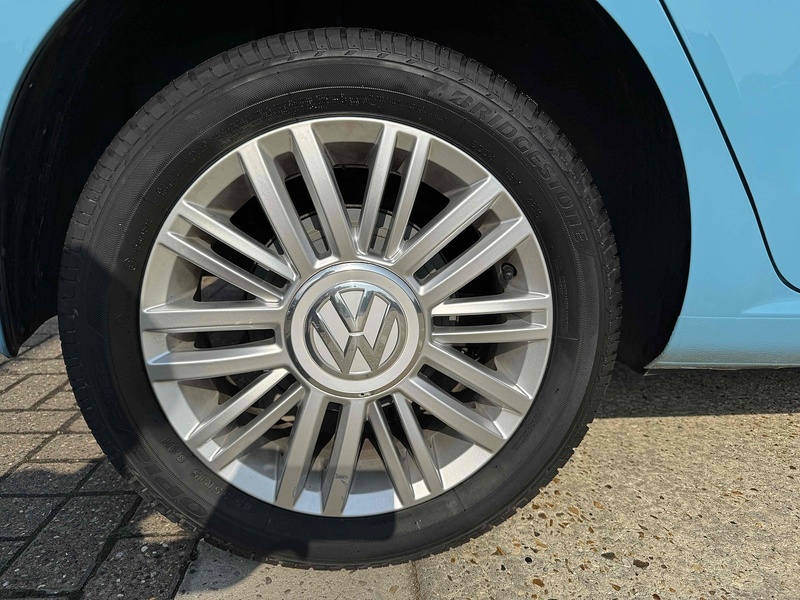 Volkswagen up! Move up! - U10002124