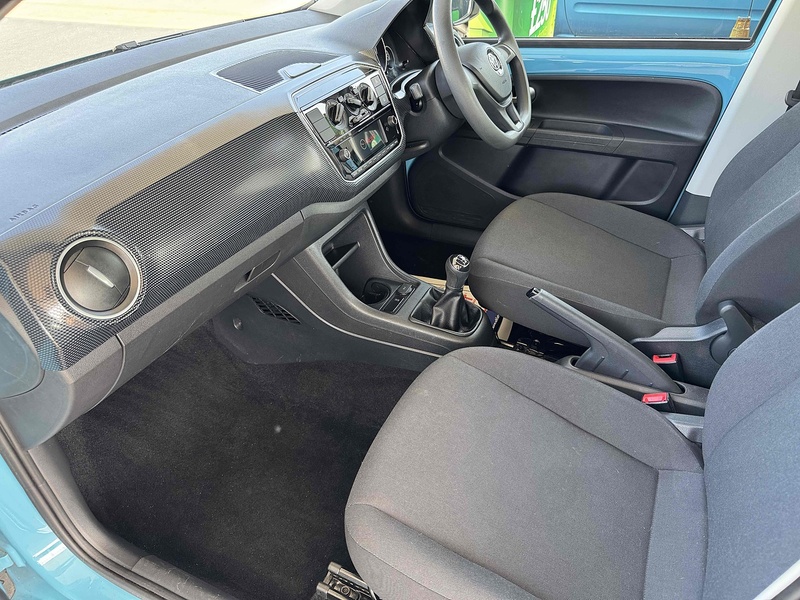 Volkswagen up! Move up! - U10002124