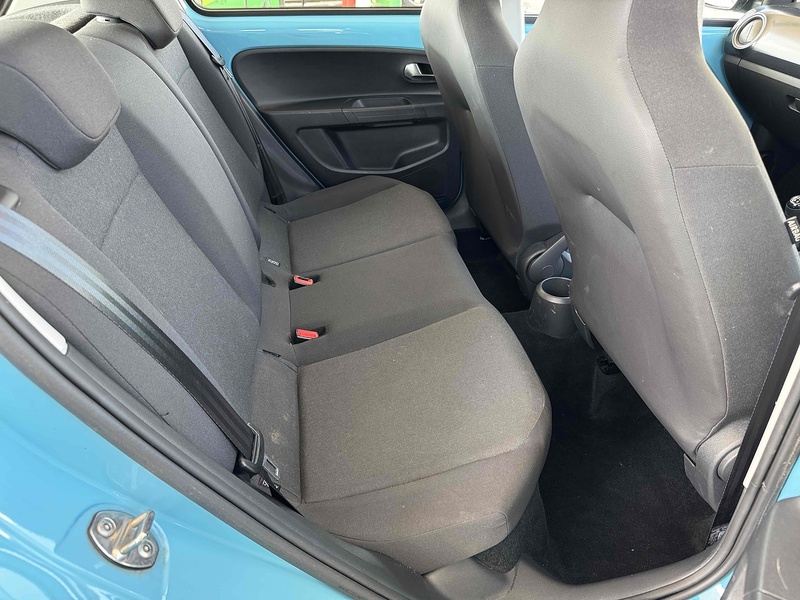 Volkswagen up! Move up! - U10002124