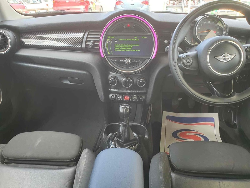 MINI Hatch Cooper SD - U10002132