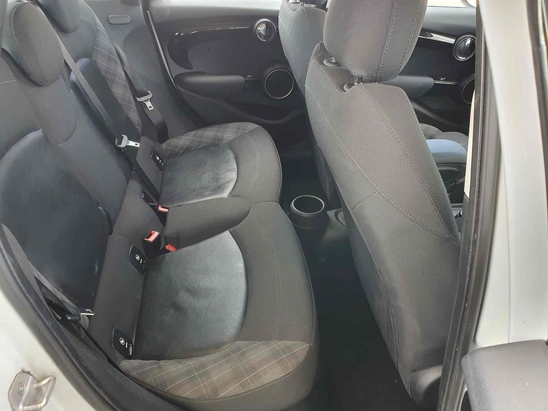 MINI Hatch Cooper SD - U10002132