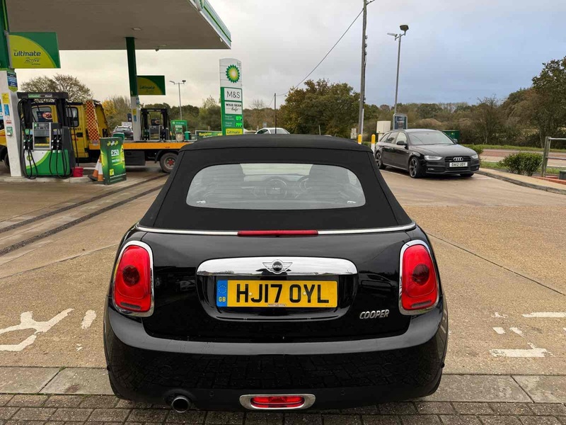 MINI Convertible Cooper - U10002224