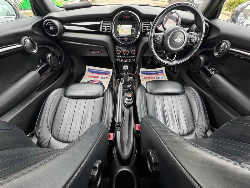 MINI Convertible Cooper - U10002224