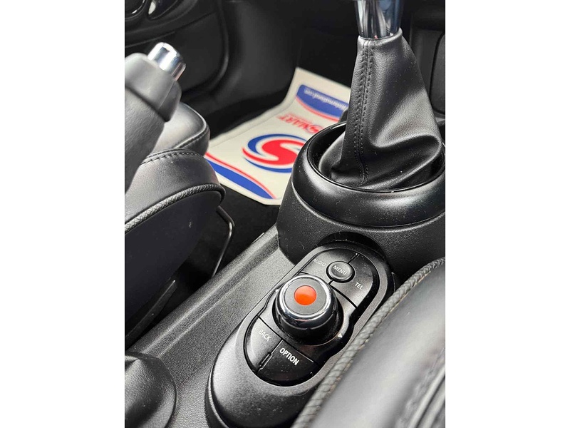 MINI Convertible Cooper - U10002224