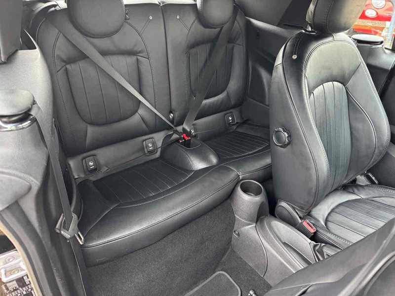 MINI Convertible Cooper - U10002224