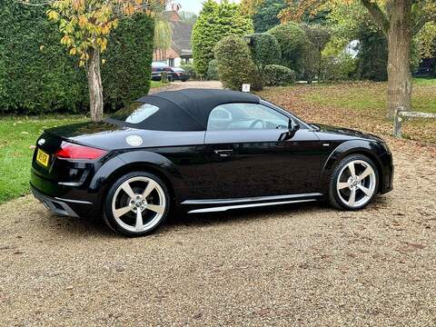 Audi TT TFSI S line - U10002247