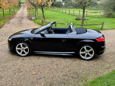 Audi TT TFSI S line - U10002247