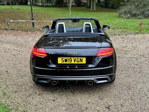 Audi TT TFSI S line - U10002247