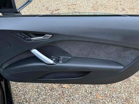 Audi TT TFSI S line - U10002247