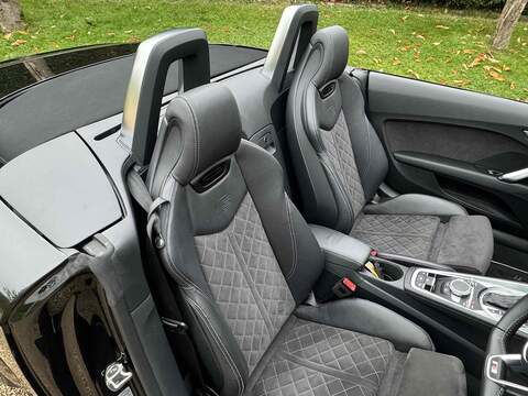 Audi TT TFSI S line - U10002247