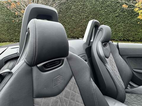 Audi TT TFSI S line - U10002247