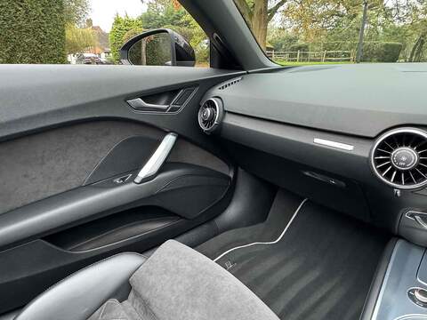 Audi TT TFSI S line - U10002247