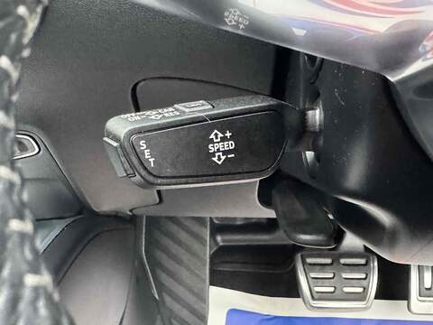 Audi TT TFSI S line - U10002247