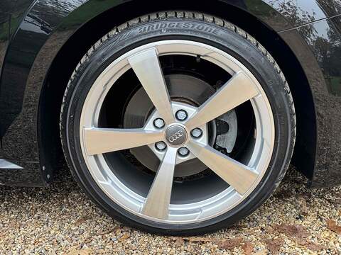 Audi TT TFSI S line - U10002247