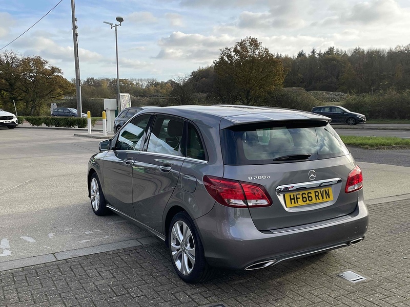 Mercedes-Benz B Class B200d Sport - U10002268