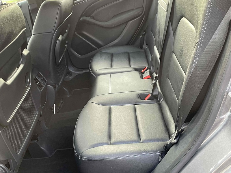 Mercedes-Benz B Class B200d Sport - U10002268