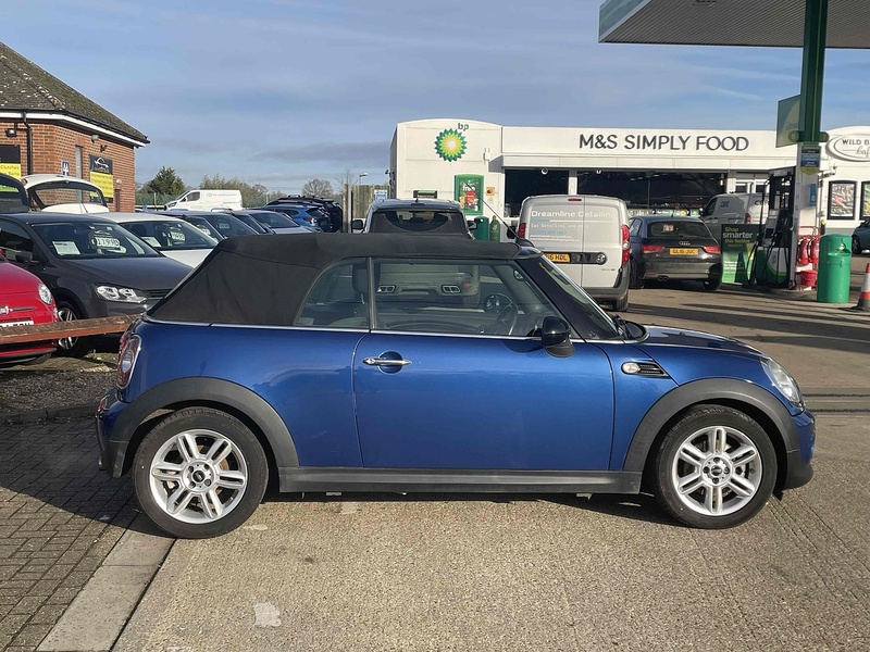 MINI Convertible Cooper - U10002284