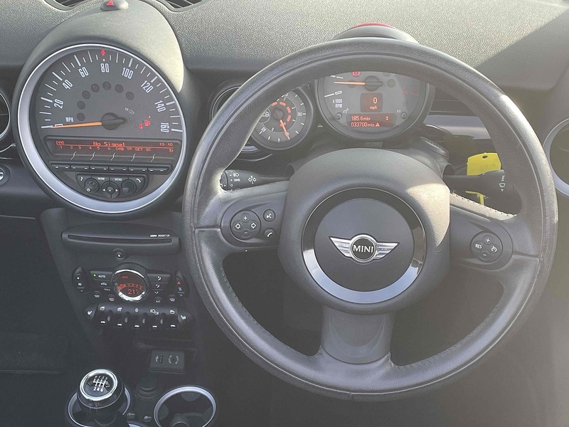 MINI Convertible Cooper - U10002284