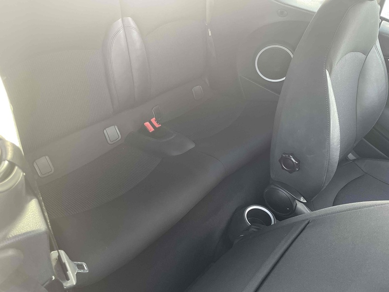 MINI Convertible Cooper - U10002284