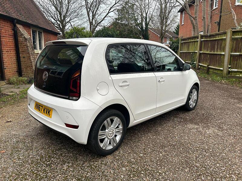 Volkswagen up! up! 1.0 BlueMotion Tech High up! Euro 6 (s/s) 5dr - U10002304